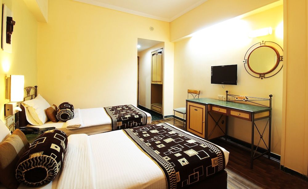 Hotel Gurukripa Twin Deluxe 2
