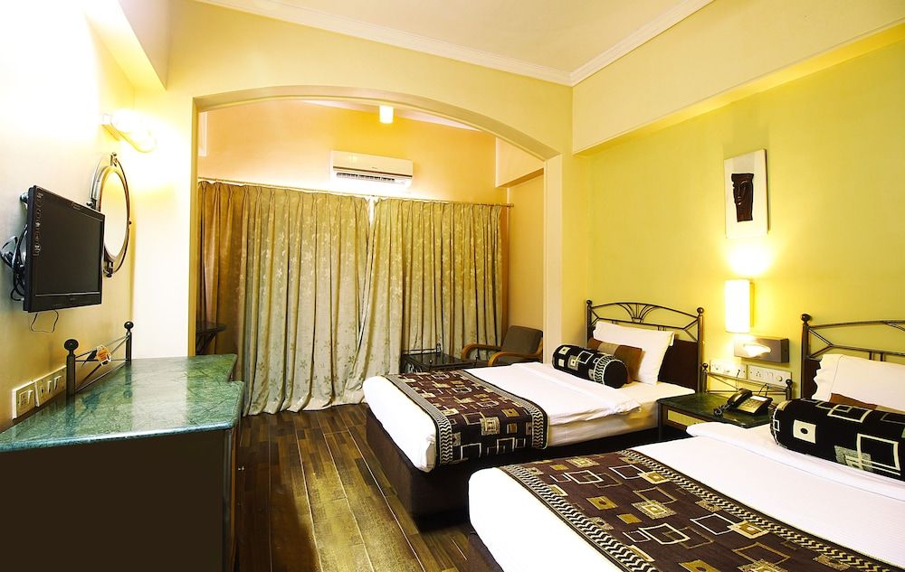 Hotel Gurukripa Twin Deluxe 5