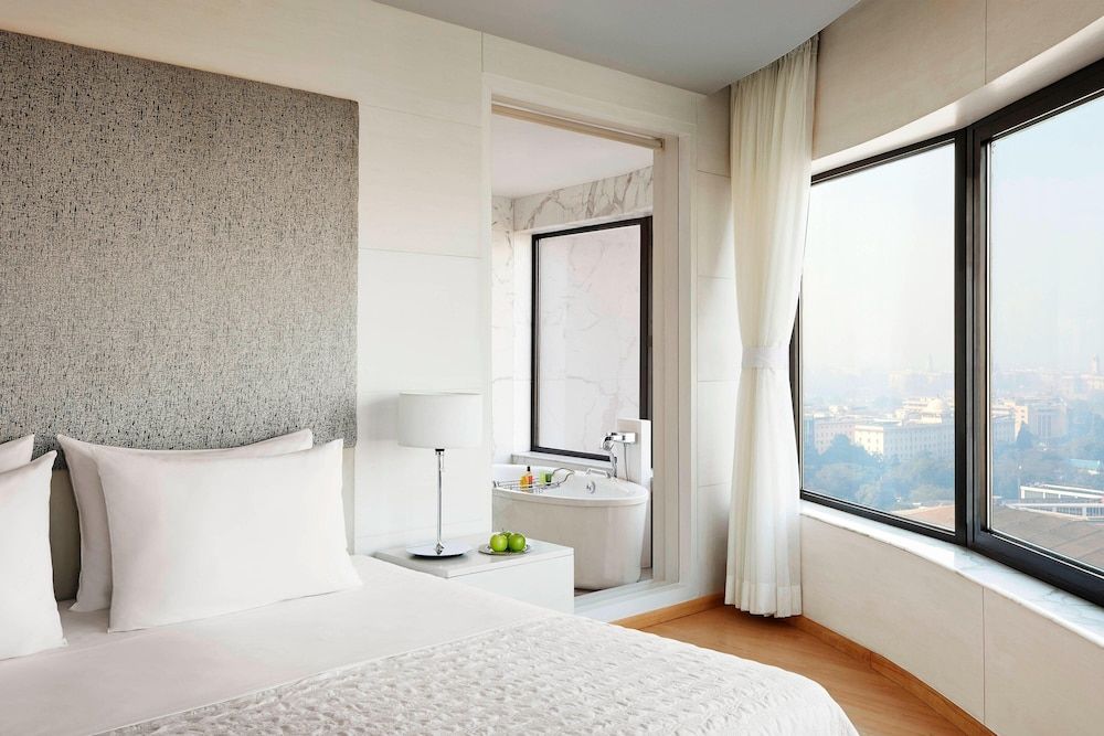 Le Méridien New Delhi Executive Suite, 1 Bedroom 8