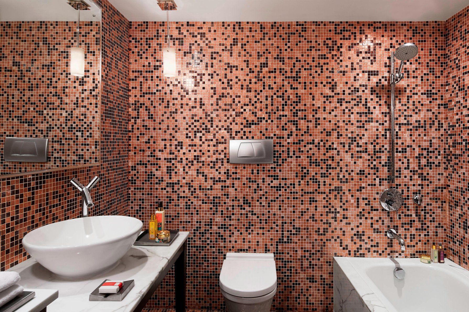 Le Méridien New Delhi Guest room, 1 Queen 3