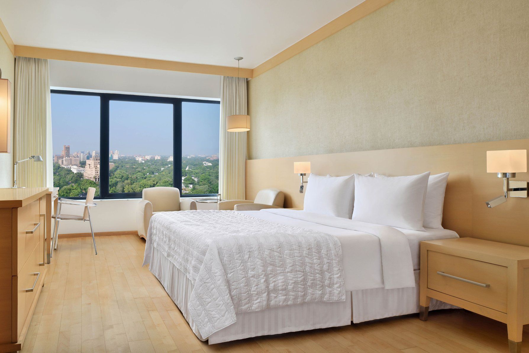 Le Méridien New Delhi Guest room, 1 Queen