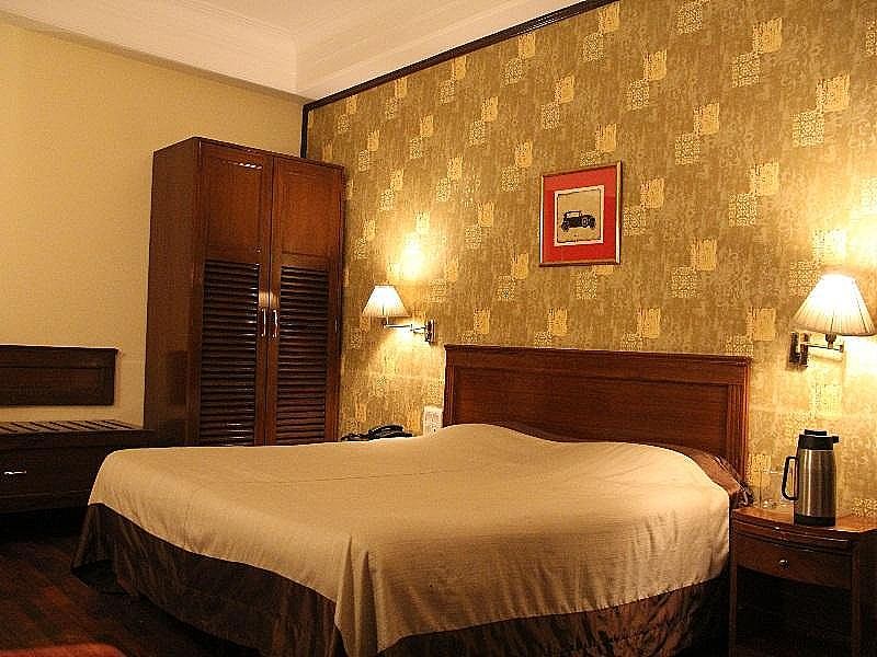 Qutub Residency Deluxe Room 2