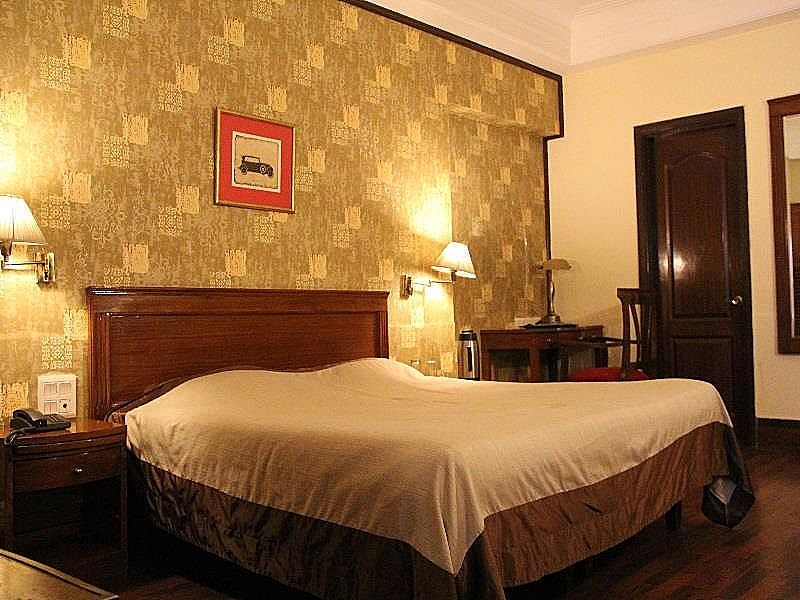 Qutub Residency Deluxe Room 3