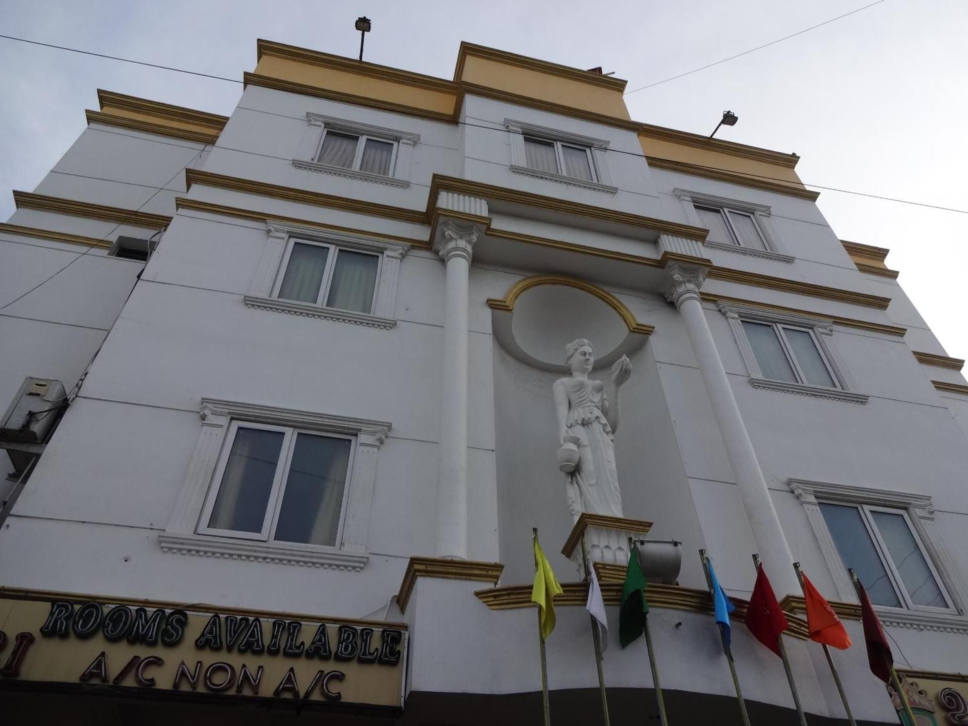 undefined Hotel Sri Sabthagiri 7