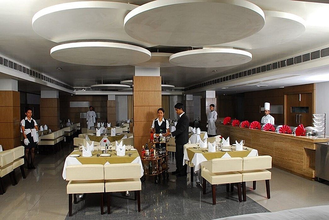 Food & Dining