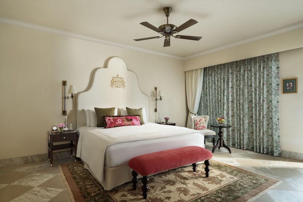 Taj Usha Kiran Palace, Gwalior Luxury Room