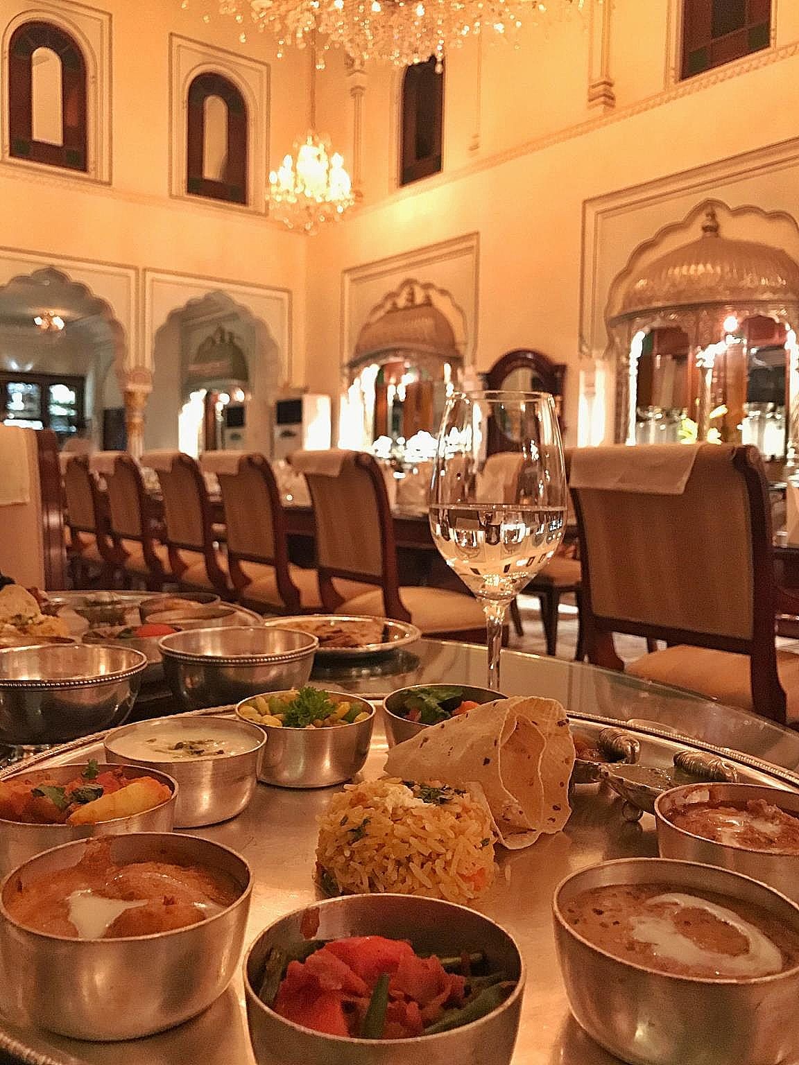 Food & Dining