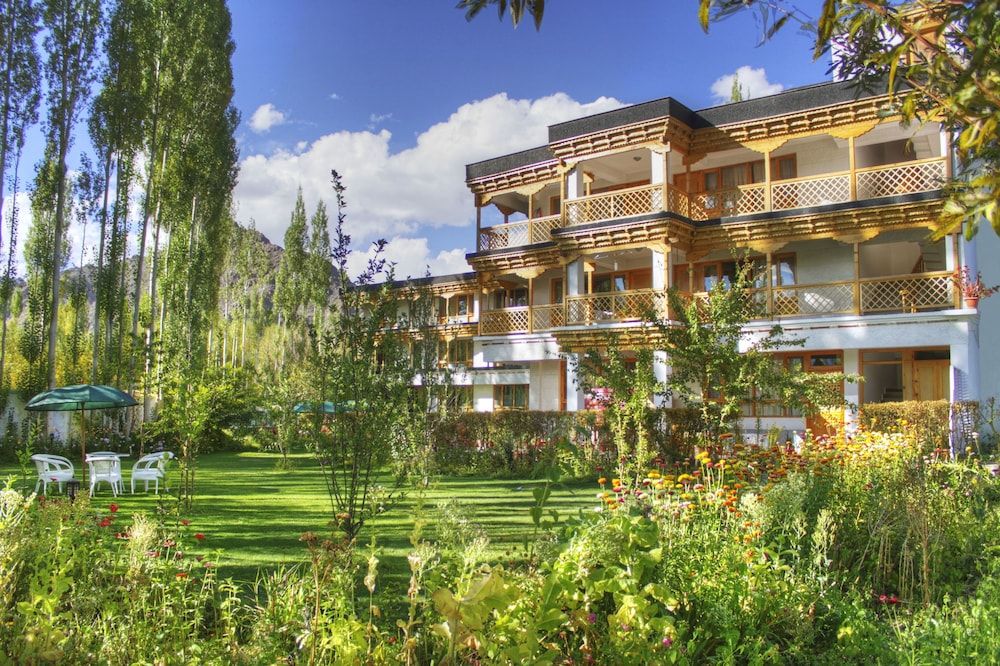 undefined Hotel Caravan Centre