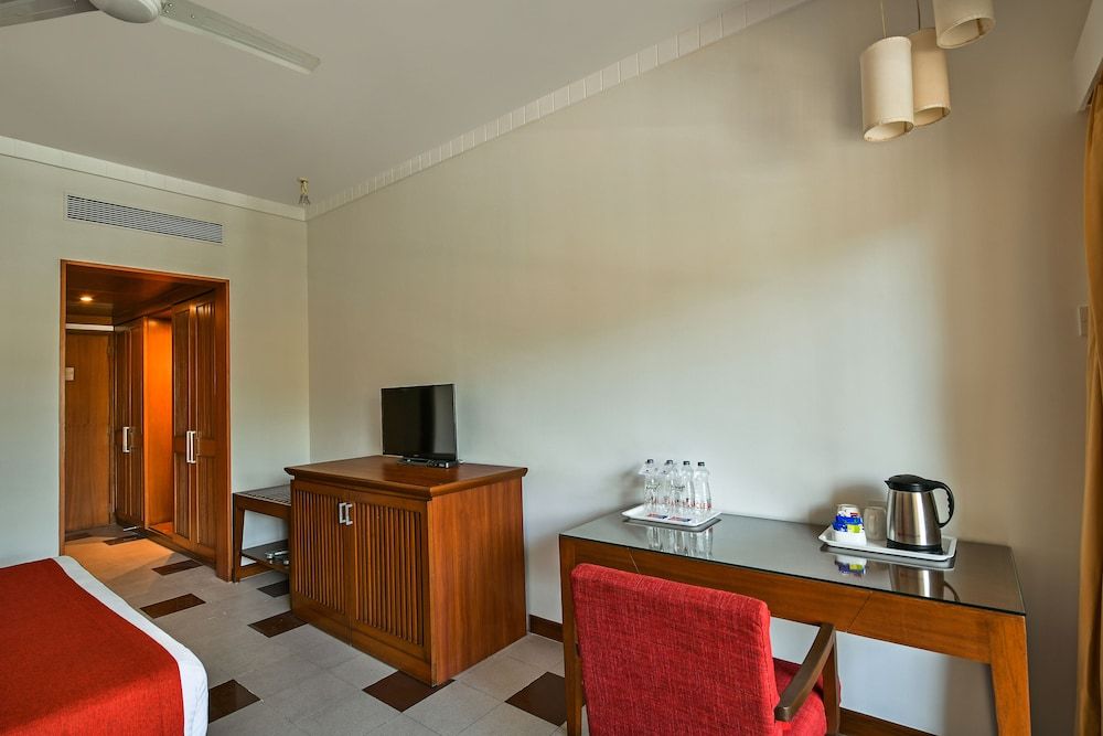 Fariyas Resort Lonavala Deluxe King 5