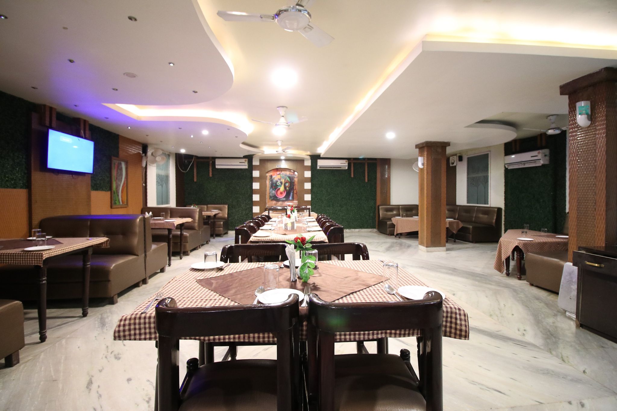 undefined Hotel Surya 9