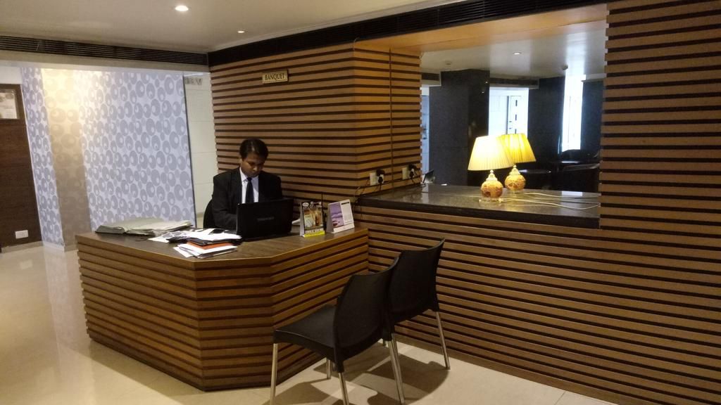 undefined Moti Mahal Hotel 2