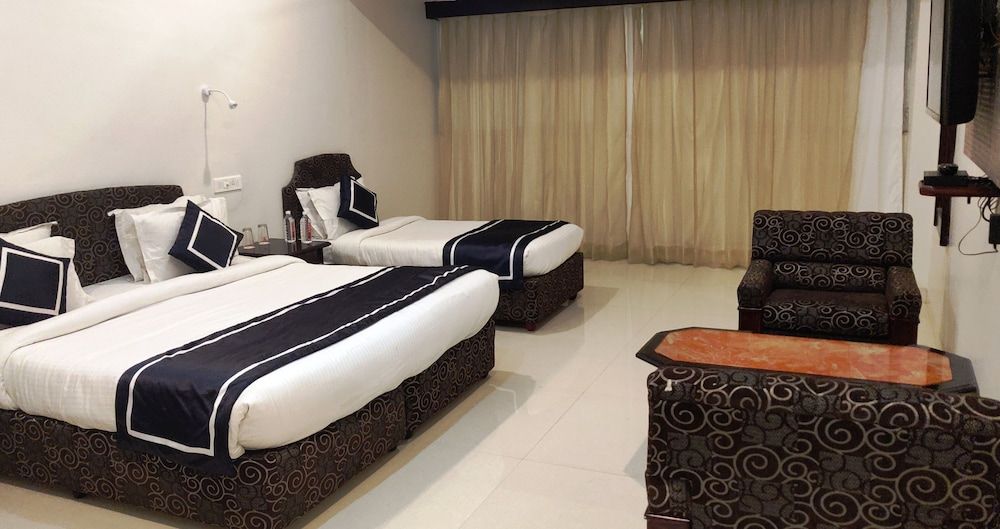 undefined Chandra Inn 10