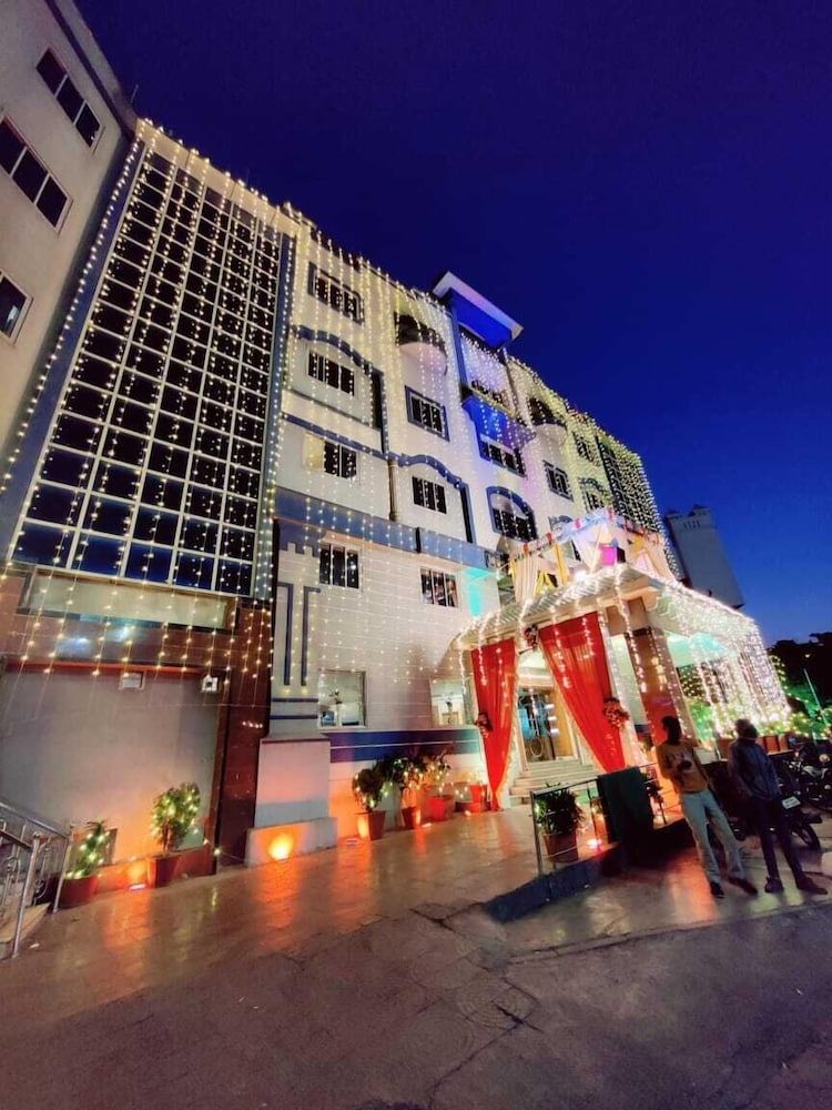 undefined Chandra Inn 6