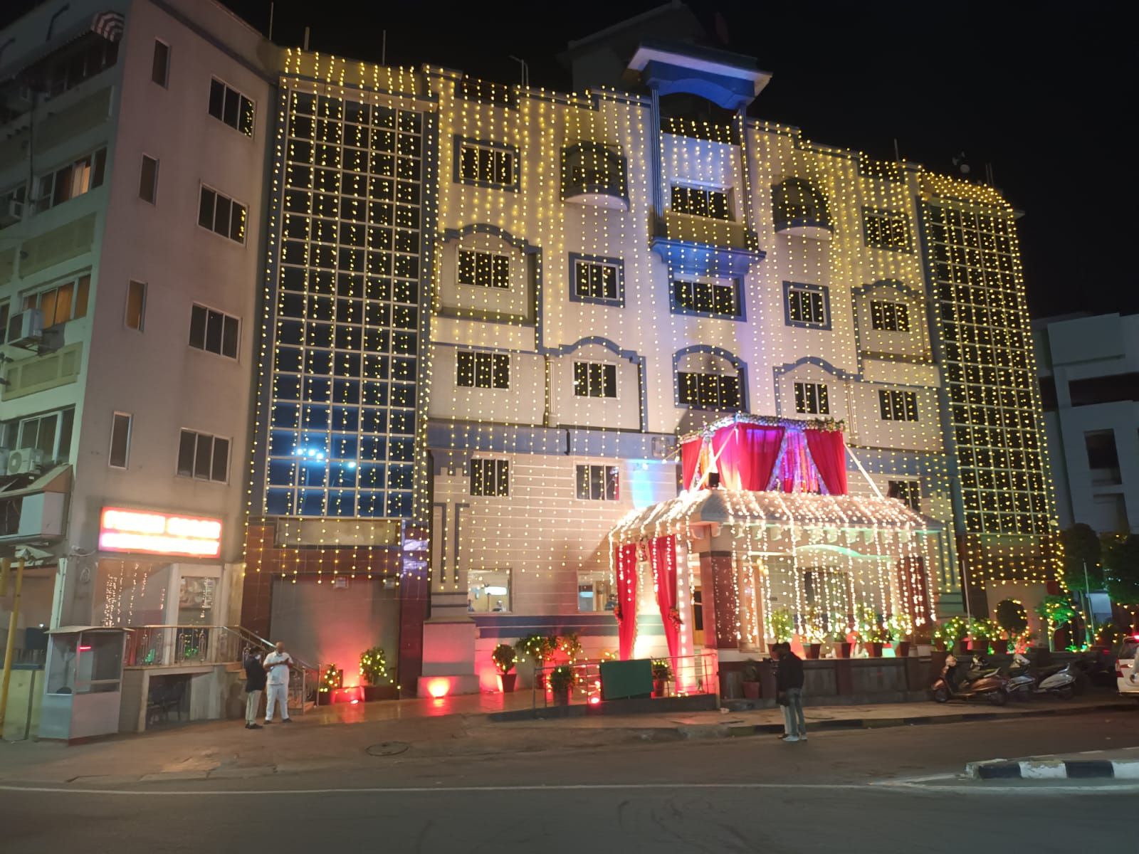 undefined Chandra Inn 8