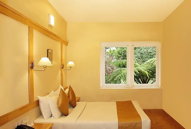 Kodai Resort Hotel Luxury Cottage  3