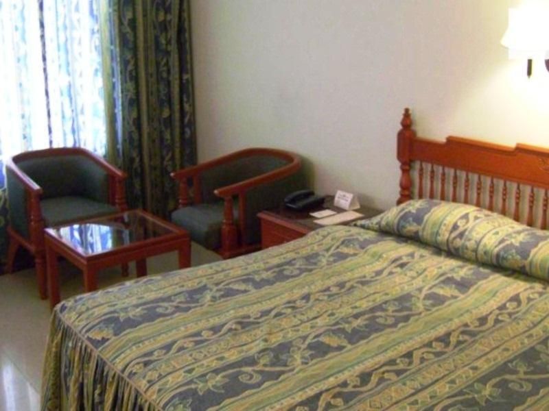 Hyson Heritage Deluxe Room