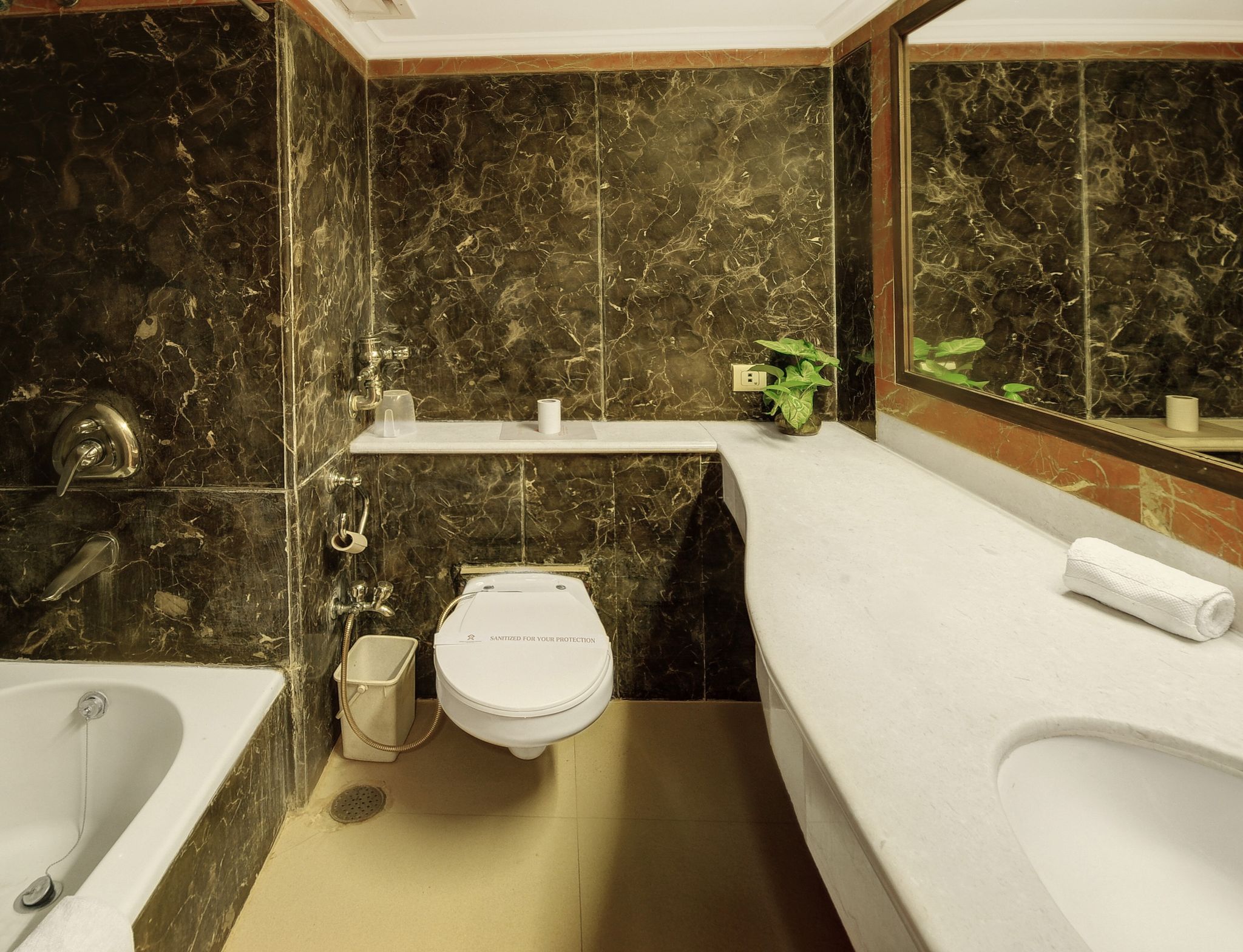 Shree Ram International Deluxe Room 22