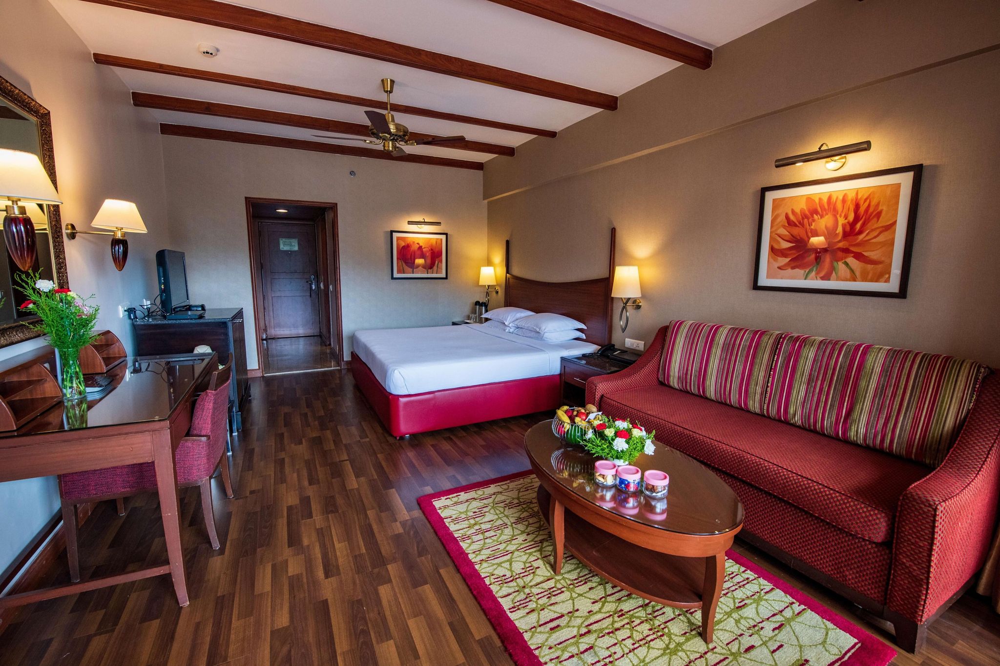 Super Deluxe Room
