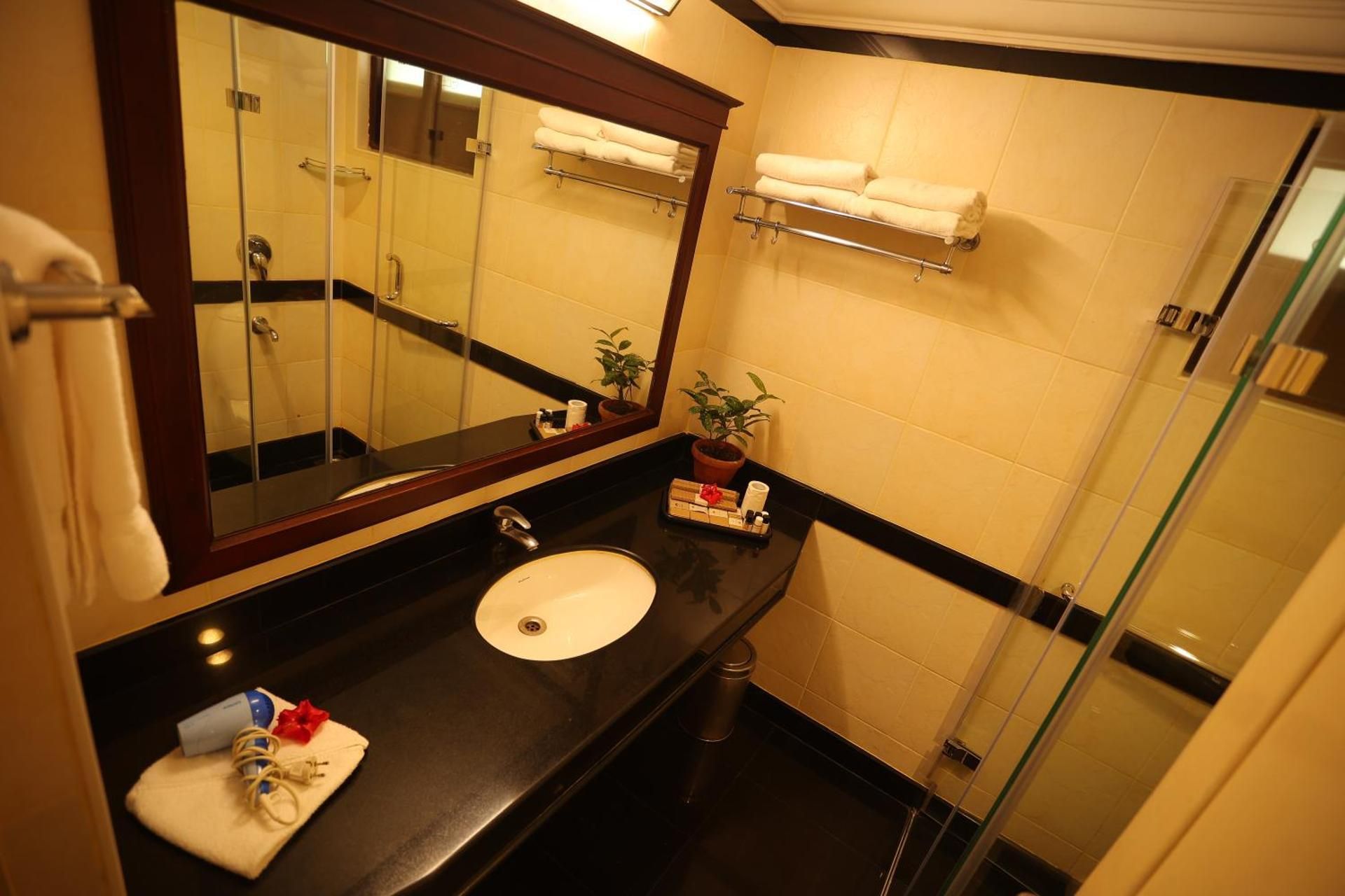 Lakesong Resort Standard Double or Twin Room 11