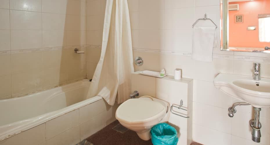 Bath room of the Club Class Room