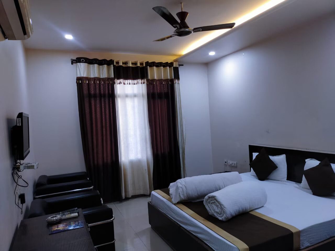 undefined Hotel Sheetal Porbandar 5