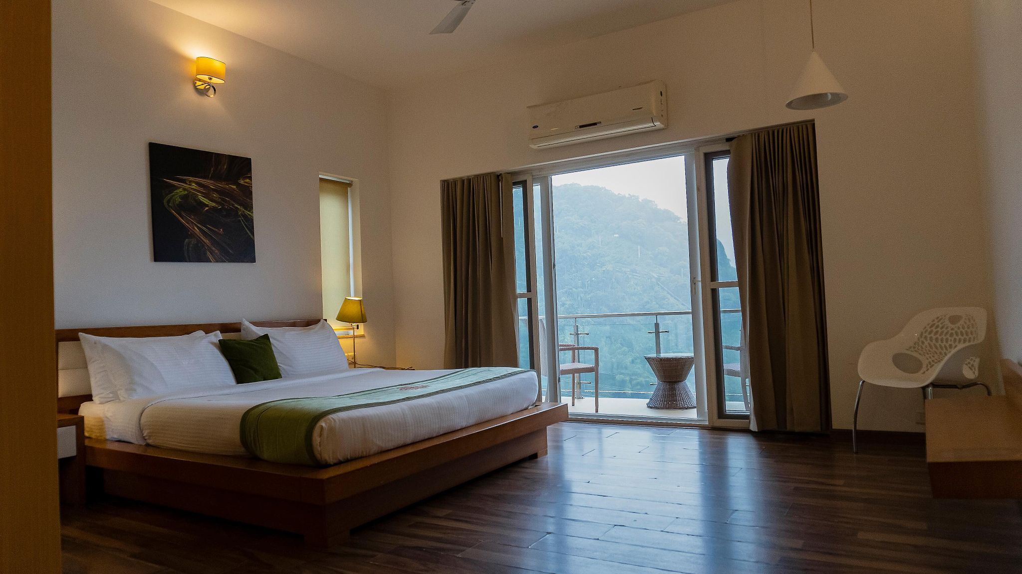 Alpine Suite Room AC