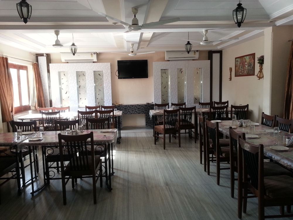 undefined Garden View Hotel 4