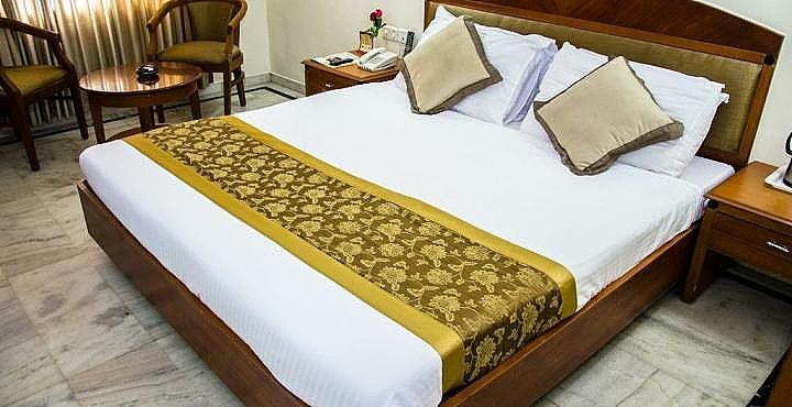 Daspalla Executive Court Business Club Room 2