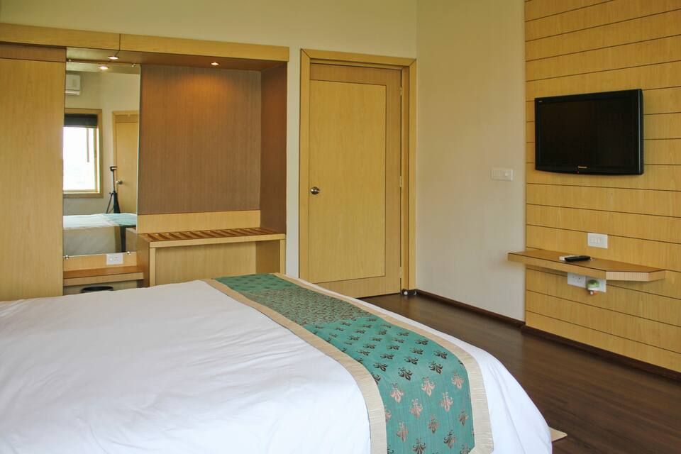 SLGURI_Hotel_Sinclairs_Siliguri_2nd_Suite_Room5