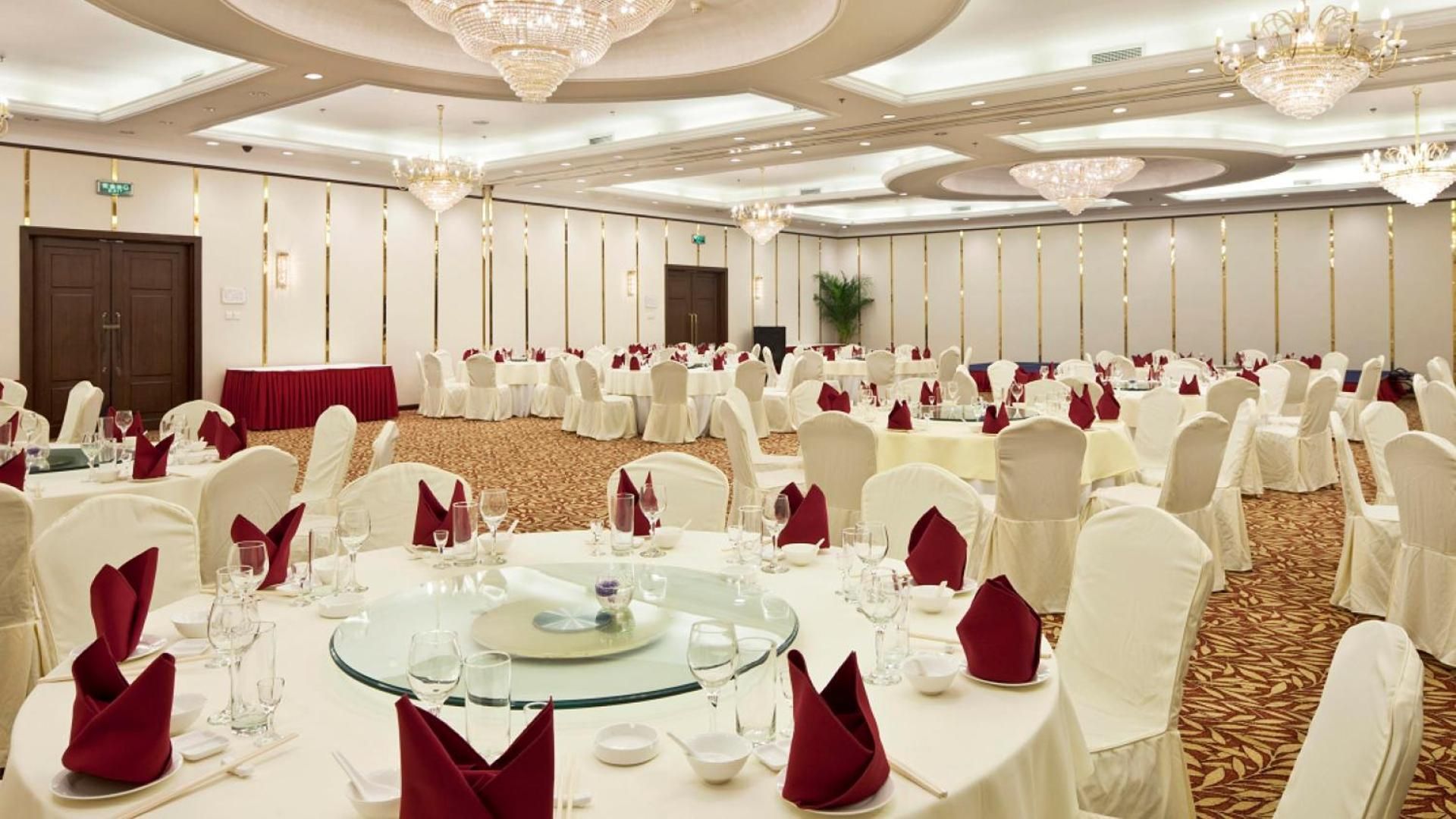 banquet hall