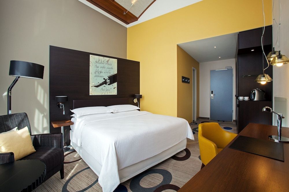 Executive Room, 1 King Bed, Non Smoking