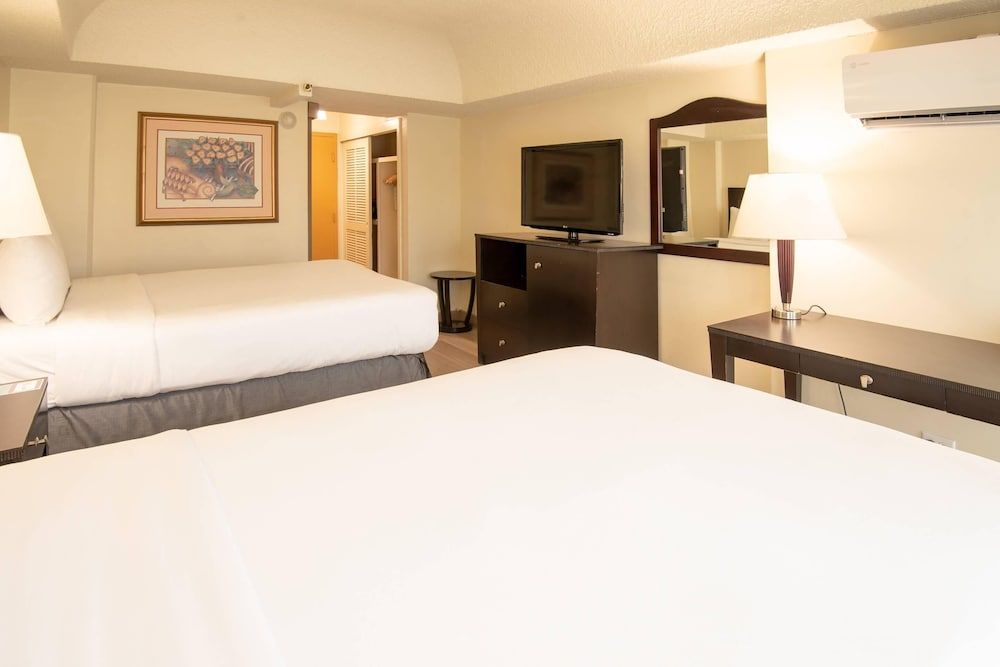 Radisson Hotel Trinidad Standard, 2 Double Beds 2