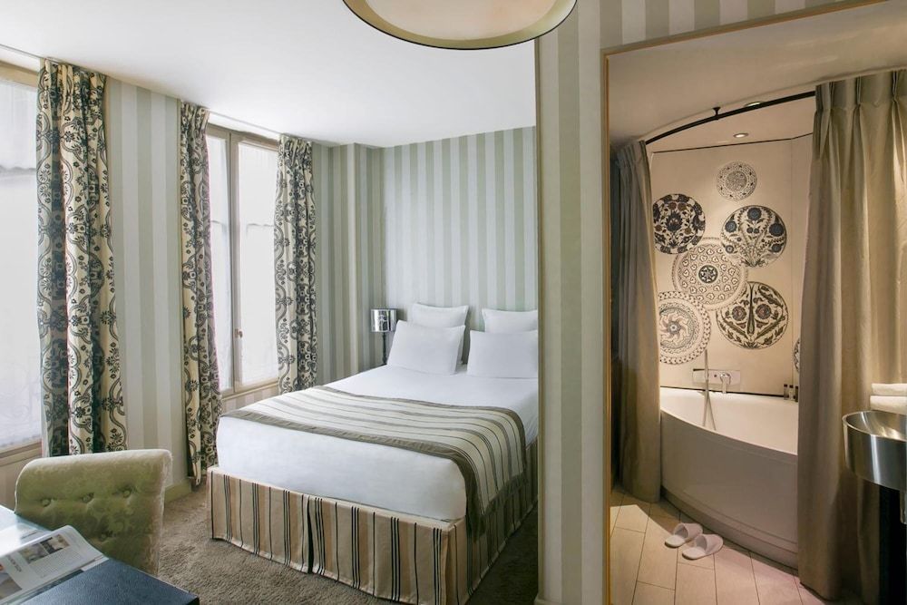 Hotel Le Bellechasse Saint Germain Double Room (Discovery) 5