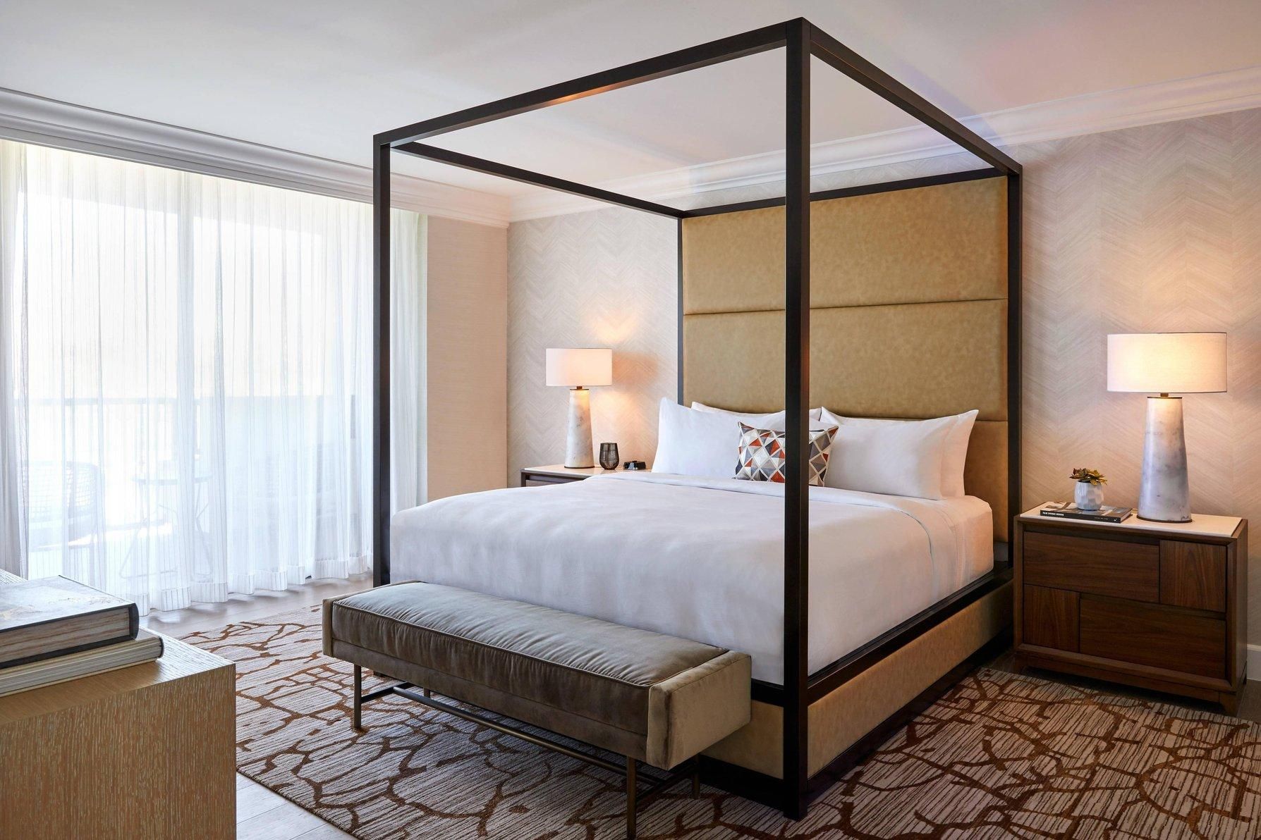 2 Bedroom Vice Presidential Suite, Bedroom 1: 1 King, Bedroom 2: 2 Queen, Sofa bed, Mid floor