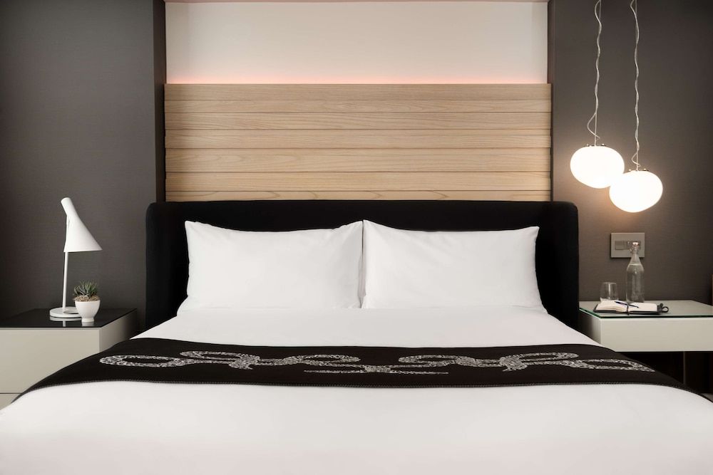 Room, 1 King Bed, City View (Zena)