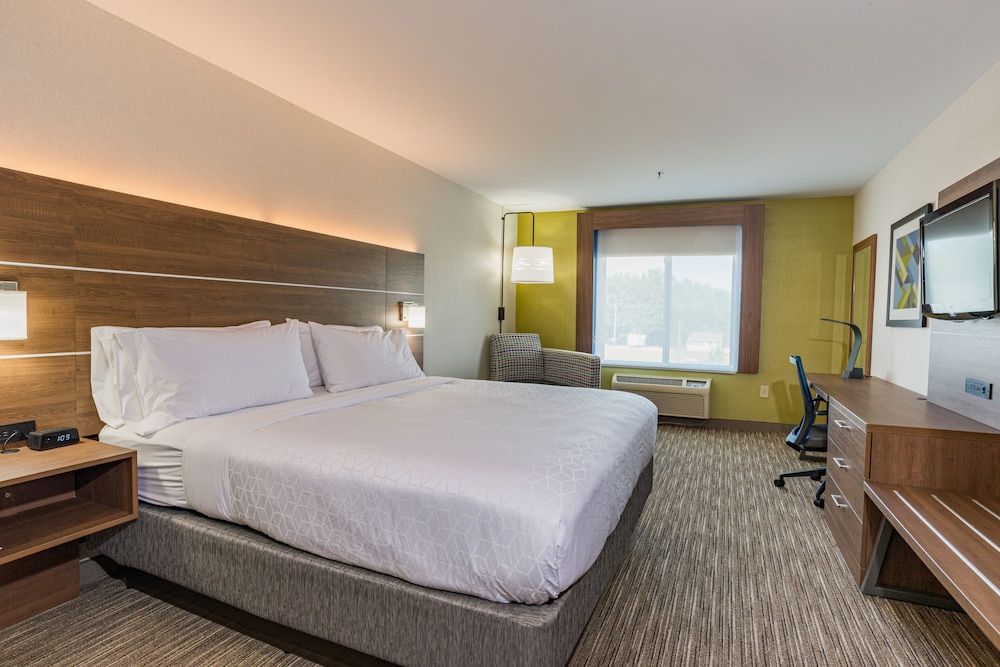 Standard Room, 1 King Bed