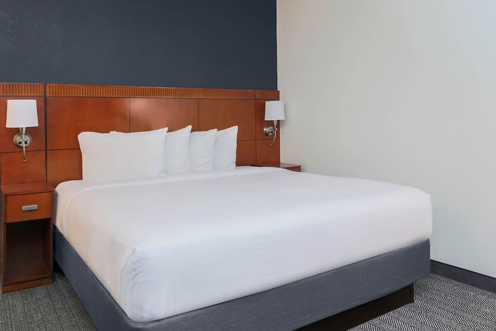 undefined Courtyard by Marriott Austin Airport