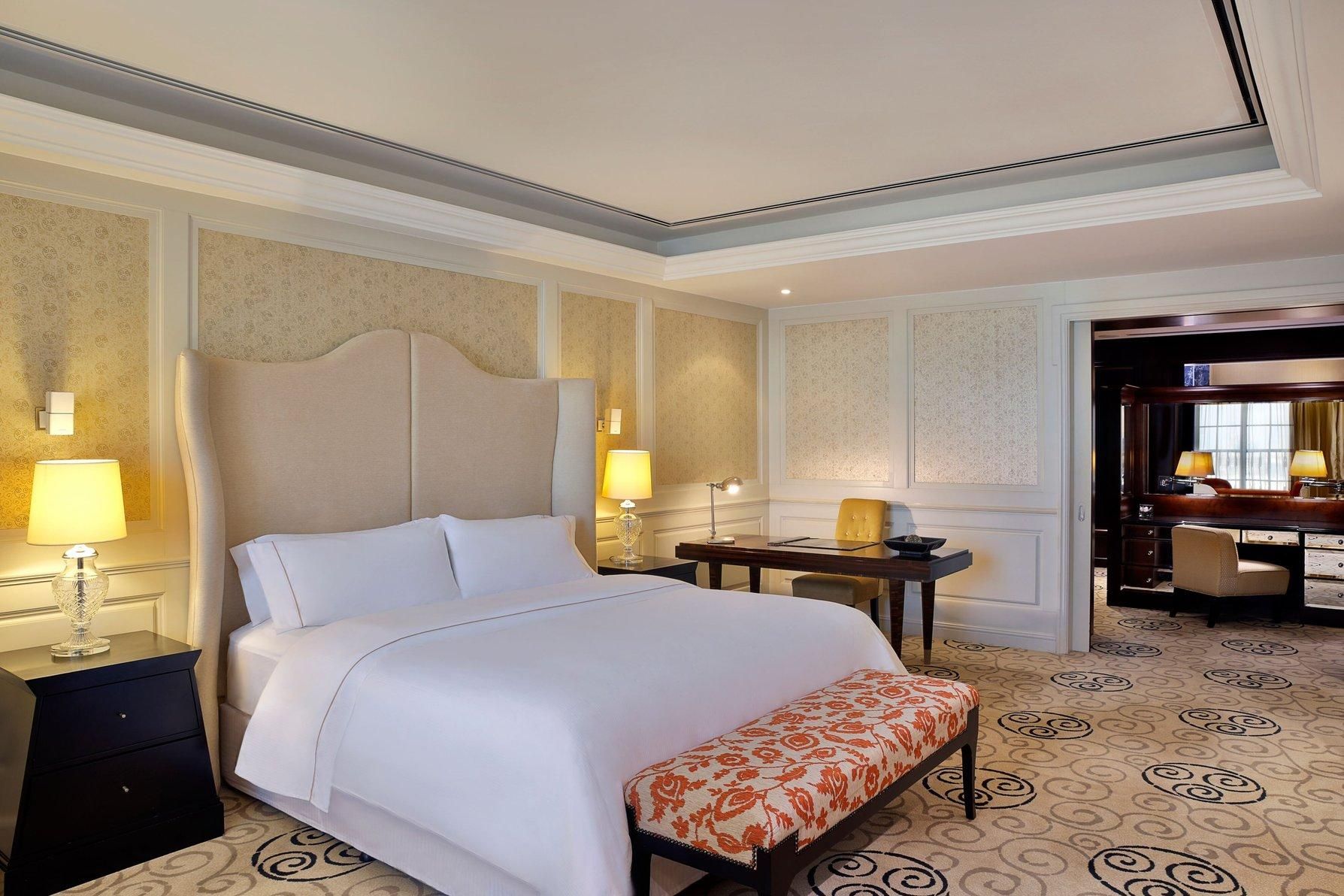 Luxury Suite Sea View, Club Lounge Access, 1 Bedroom Suite, 1 King, Airport Transfer, Balcony