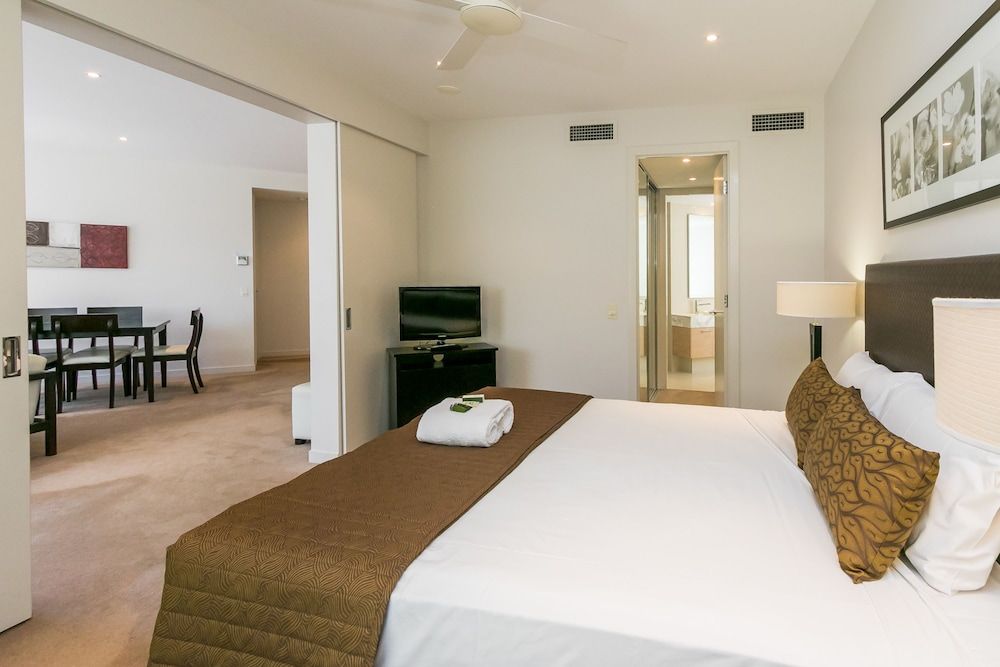 Family Apartment, 2 Bedrooms (Courtyard Spa)