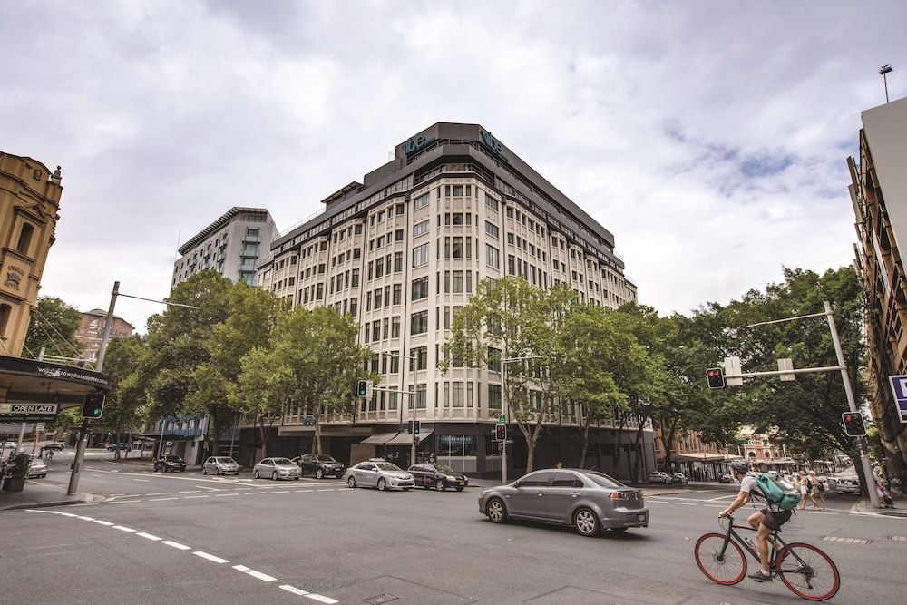 undefined Vibe Hotel Sydney 2