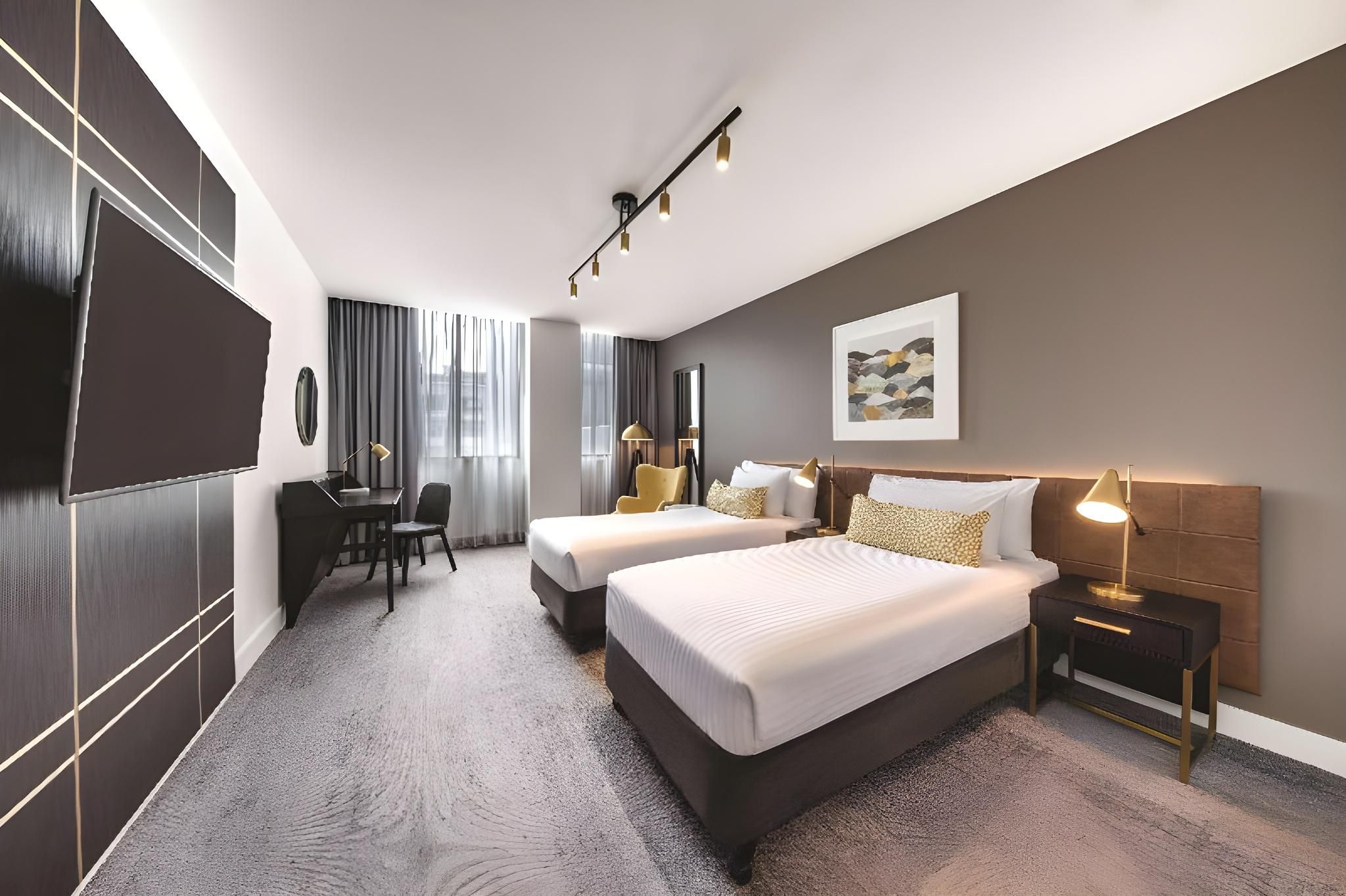 undefined Vibe Hotel Sydney 7