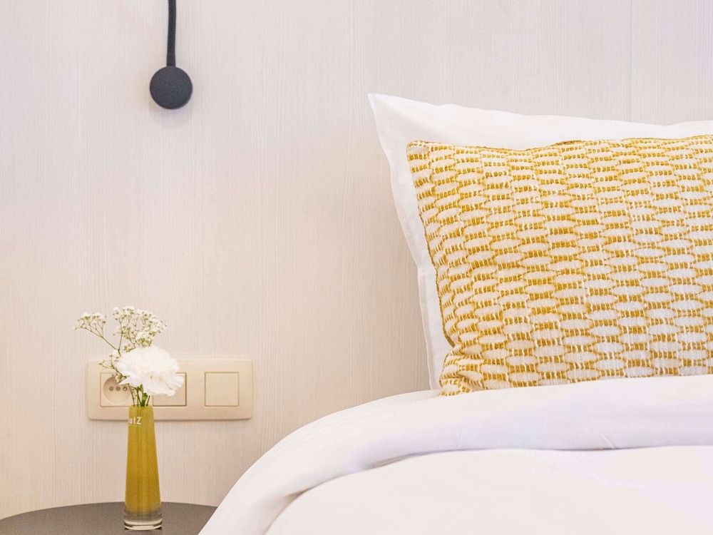 Superior Room, 2 Twin Beds, City View