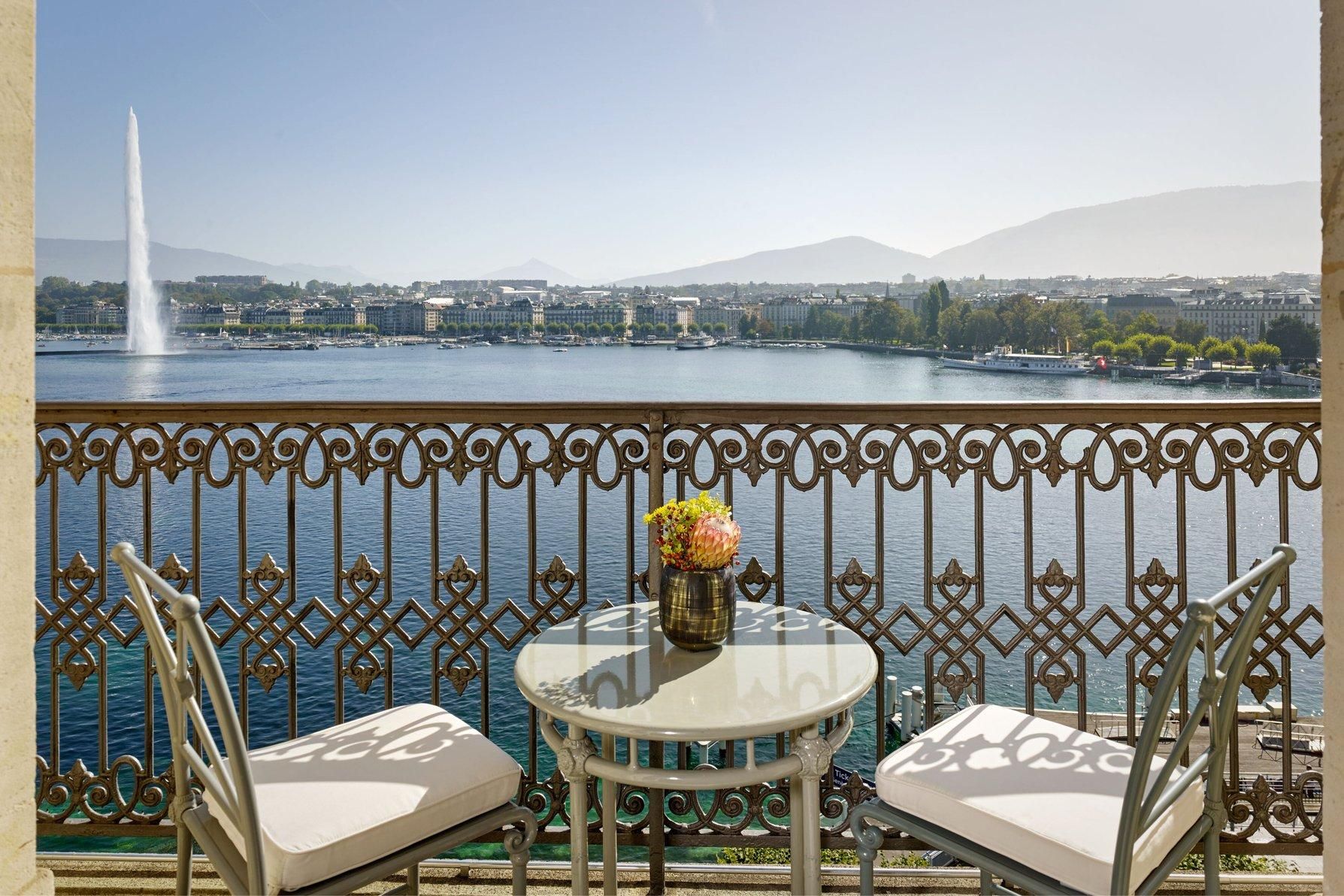 2-Bedroom Lakefront Suite, 2 Bedroom Larger Suite, Bedroom 1: 1 King, Bedroom 2: 1 King, Balcony