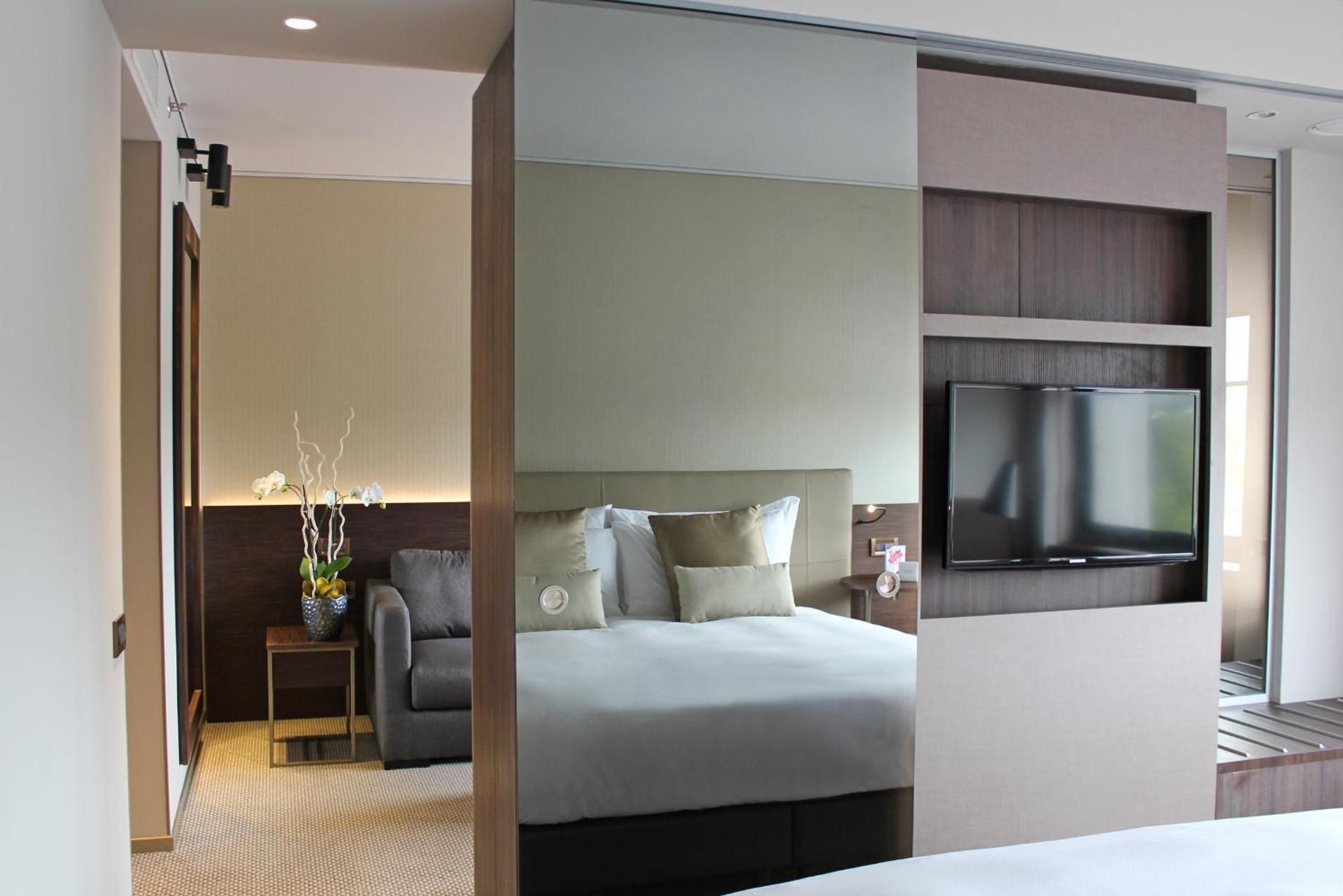 1 Bedroom Suite