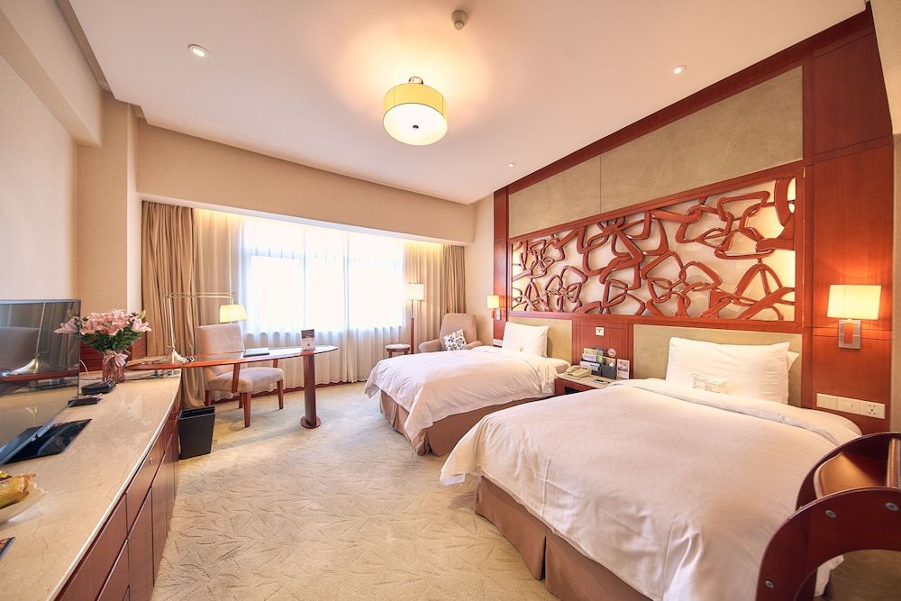 undefined Parkview Hotel Shanghai 3