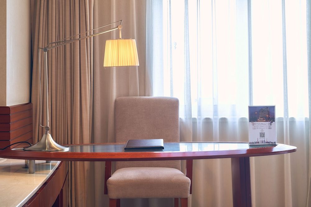 undefined Parkview Hotel Shanghai 10