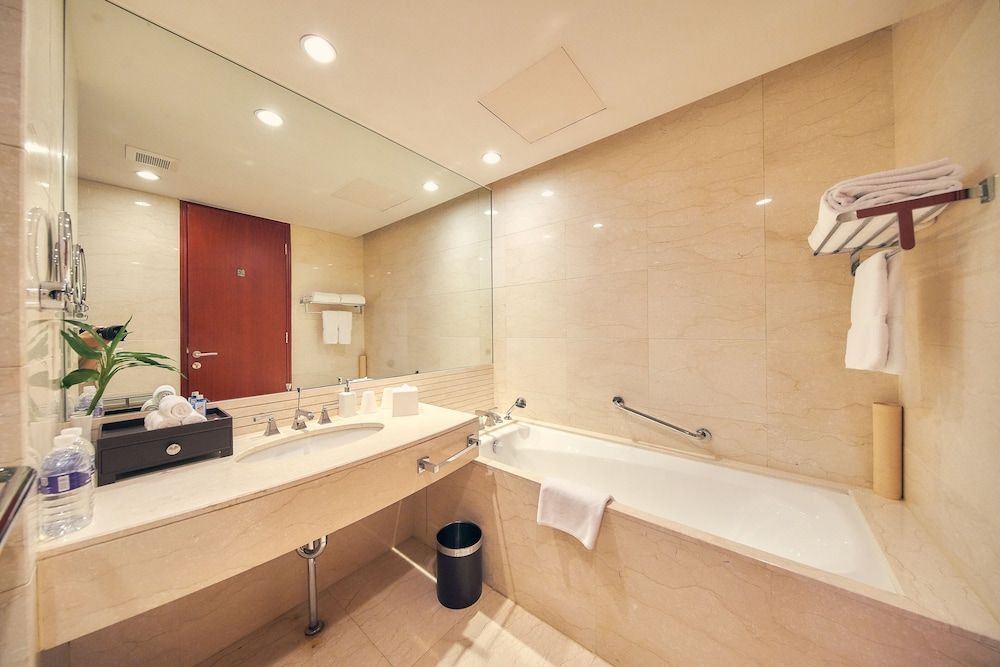 undefined Parkview Hotel Shanghai 9