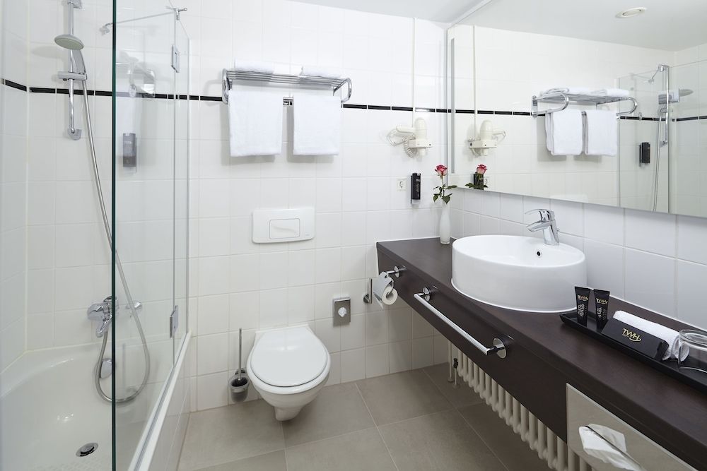 Trans World Hotel Kranichhöhe Superior Room 4