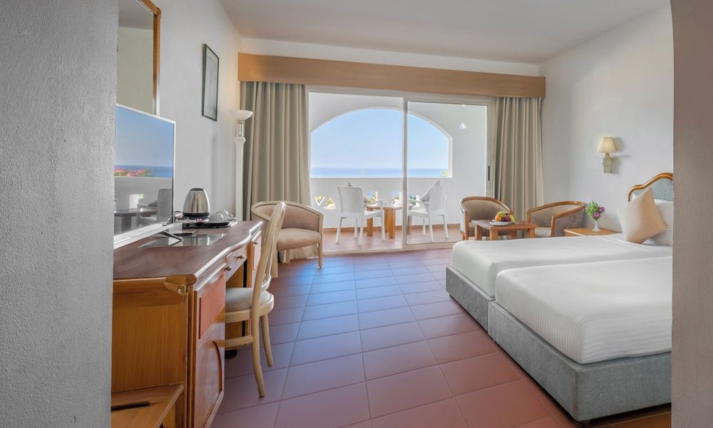 Domina Coral Bay Resort, Diving , Spa & Casino Oasis Queen or Twin Room - Partial Sea & Garden View 3