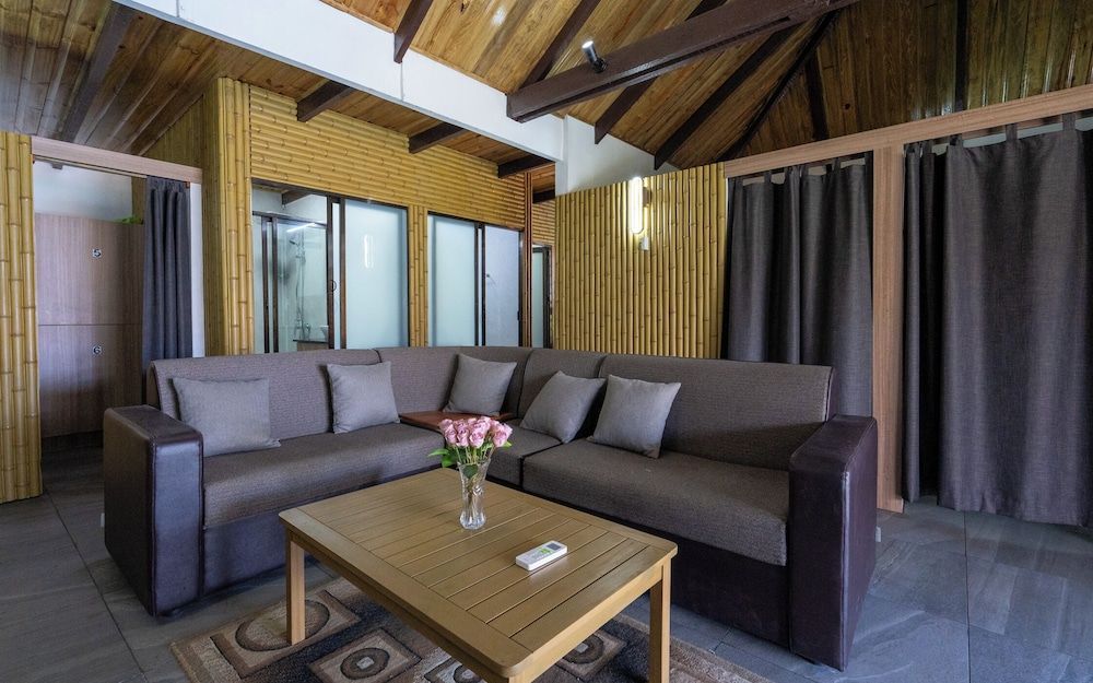 Club Fiji Resort Economy Shared Dormitory 7